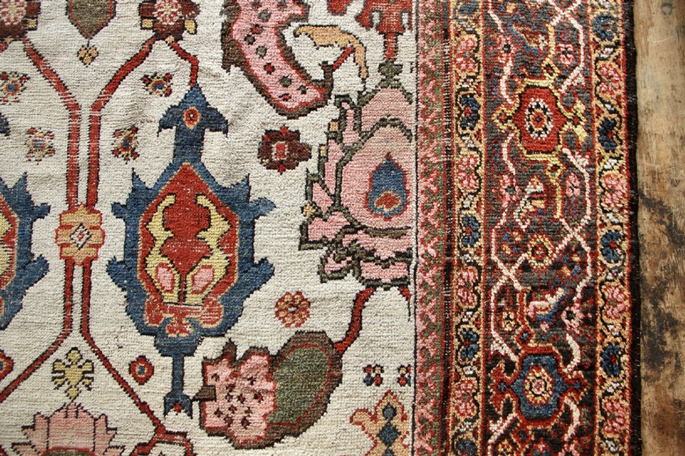 267 x 368cm Antique Ziegler Mahal Carpet View III