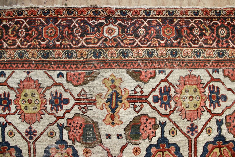 267 x 368cm Antique Ziegler Mahal Carpet View VIII