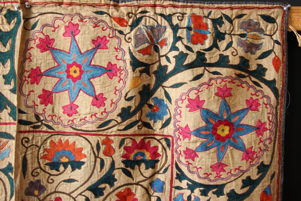 101 x 163cm Early 19th century Uzbek 'Nim' Suzani View III