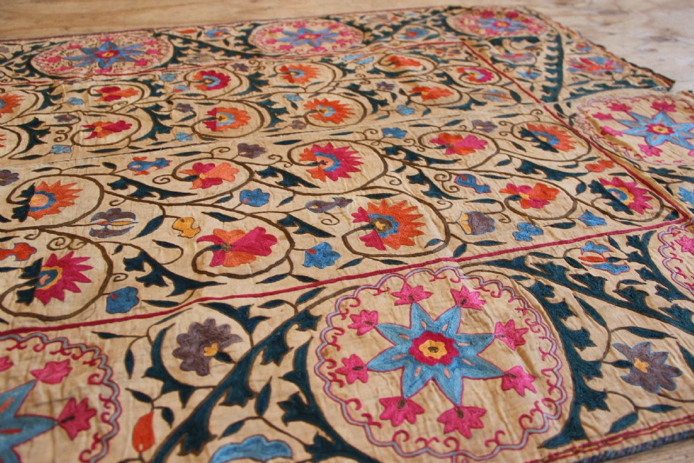 101 x 163cm Early 19th century Uzbek 'Nim' Suzani View XIX