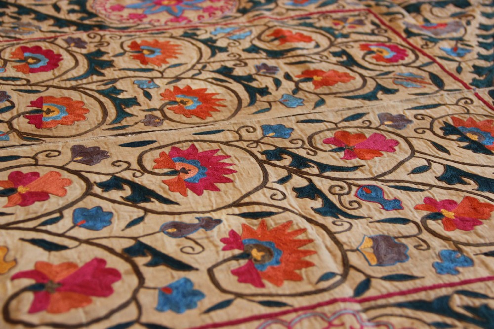 101 x 163cm Early 19th century Uzbek 'Nim' Suzani View XX