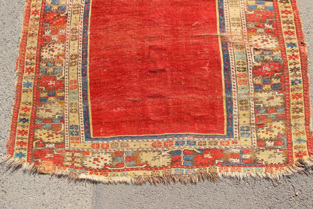 110 x 162cm Early 19th Century Ladik Prayer Rug, Turkey View VI