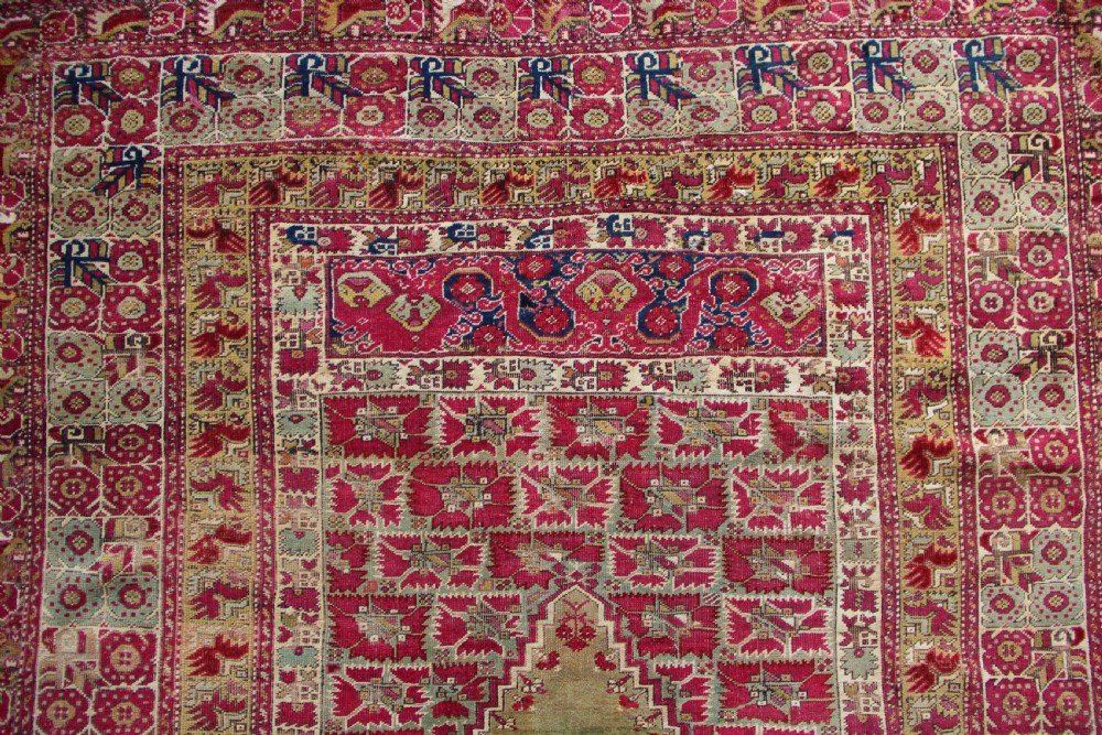 154 x 232cm Early 19th Century Ghiordes Prayer Rug View IV