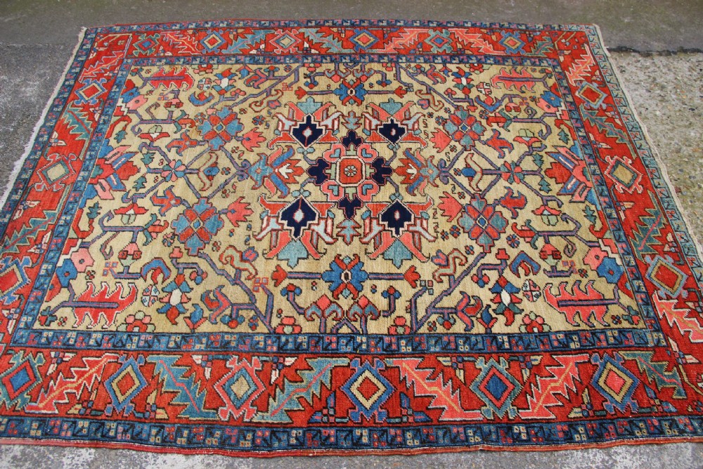 164 x 200cm Small Antique Heriz Carpet View VIII