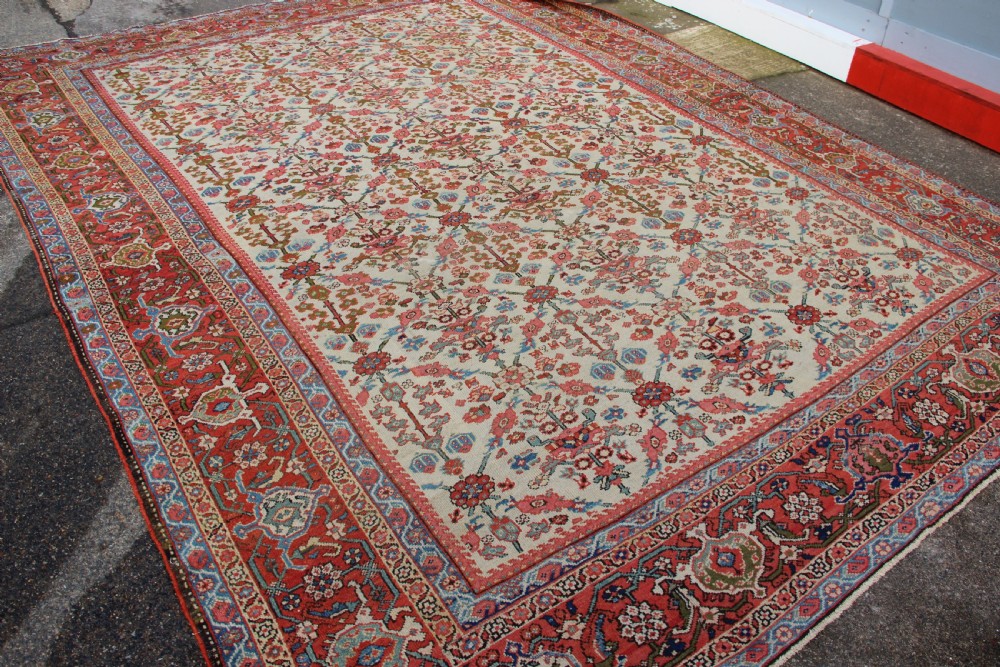 263 x 358cm Pale Mahal with Lattice, Ivory Field and Light Blue  View VII