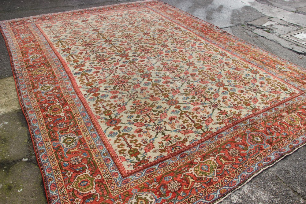 263 x 358cm Pale Mahal with Lattice, Ivory Field and Light Blue  View IX