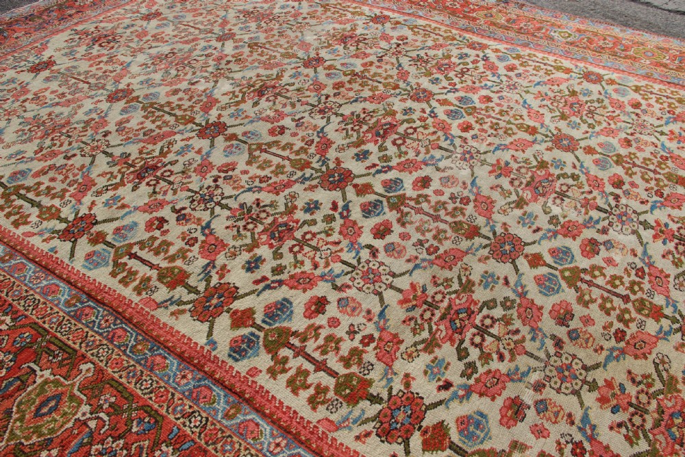 263 x 358cm Pale Mahal with Lattice, Ivory Field and Light Blue  View XII