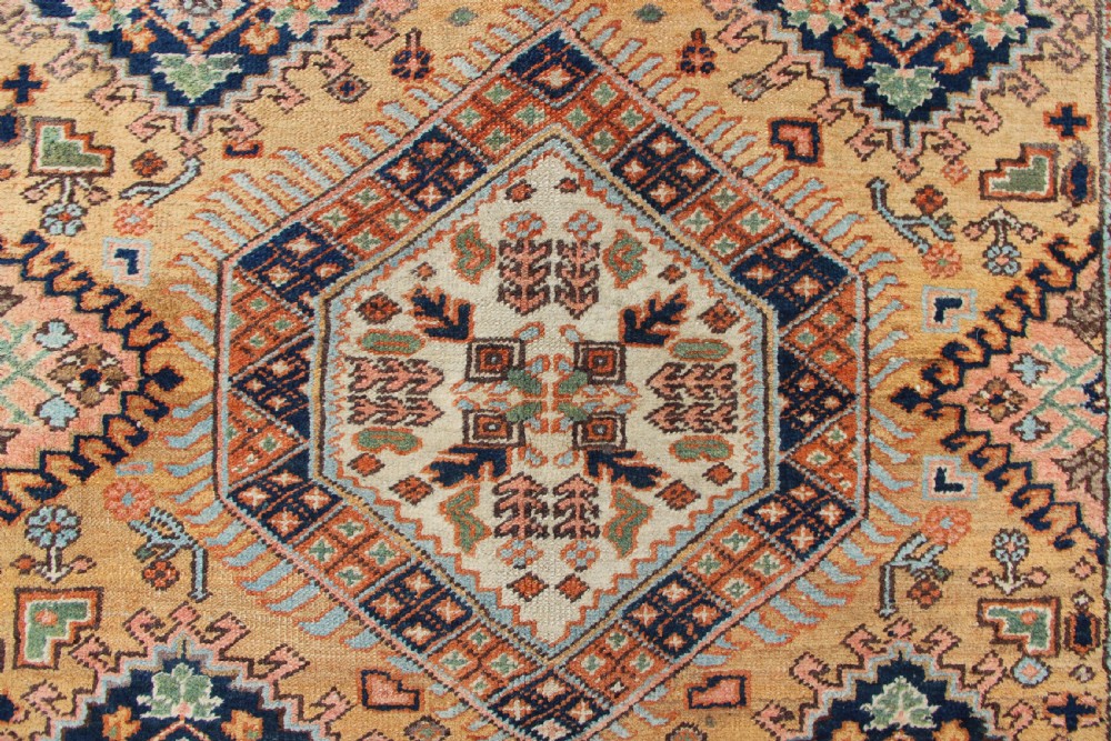 165 x 238cm Antique Small Heriz Carpet View IV