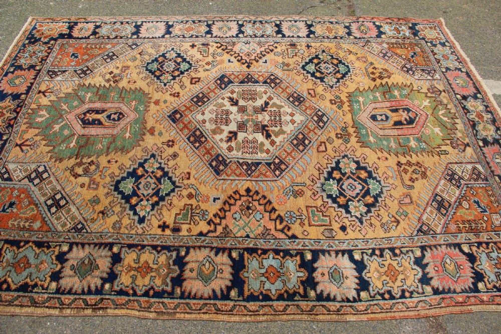 165 x 238cm Antique Small Heriz Carpet View IX