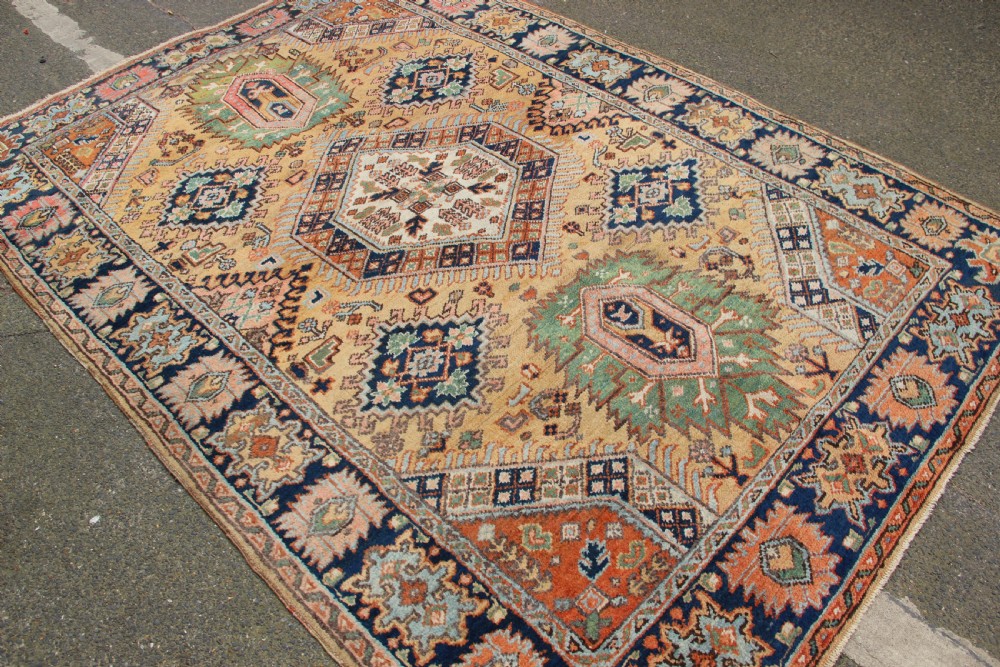 165 x 238cm Antique Small Heriz Carpet View XI