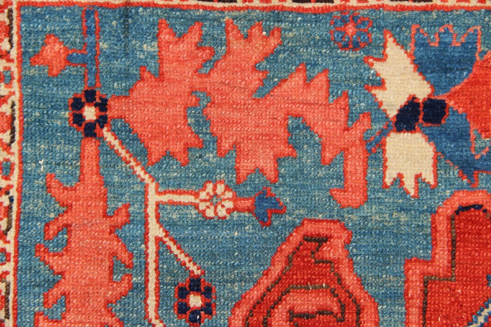 154 x 190cm Small Super Fine Antique Serapi Carpet View VII