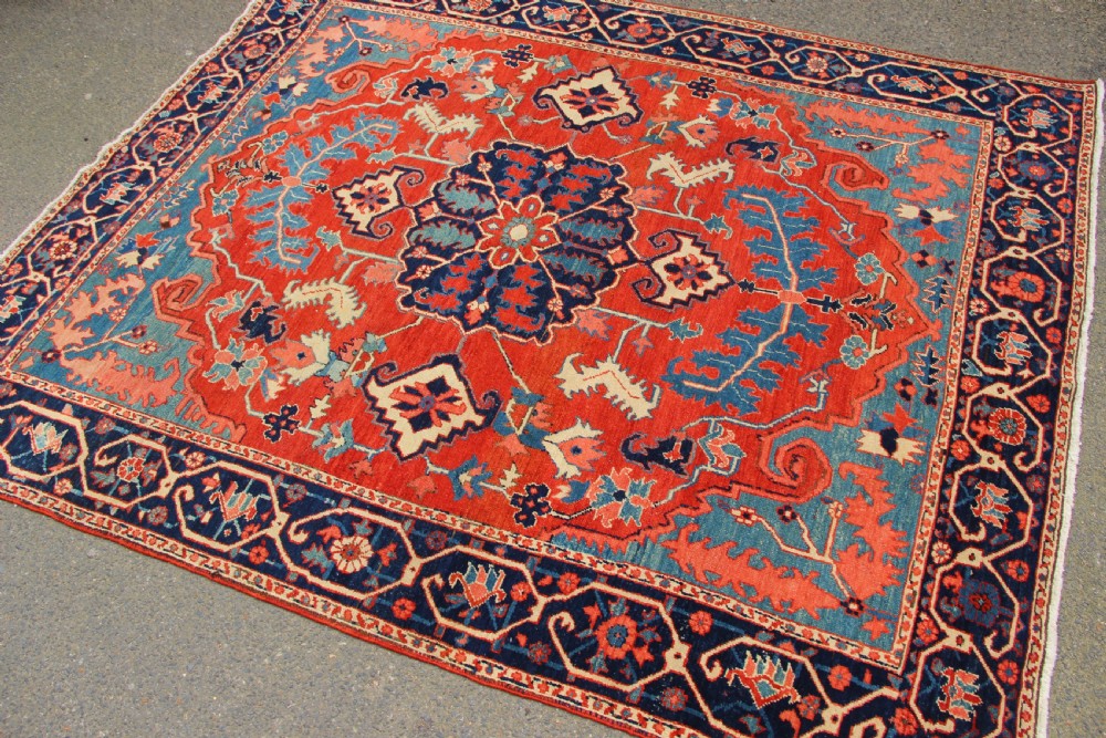 154 x 190cm Small Super Fine Antique Serapi Carpet View XII
