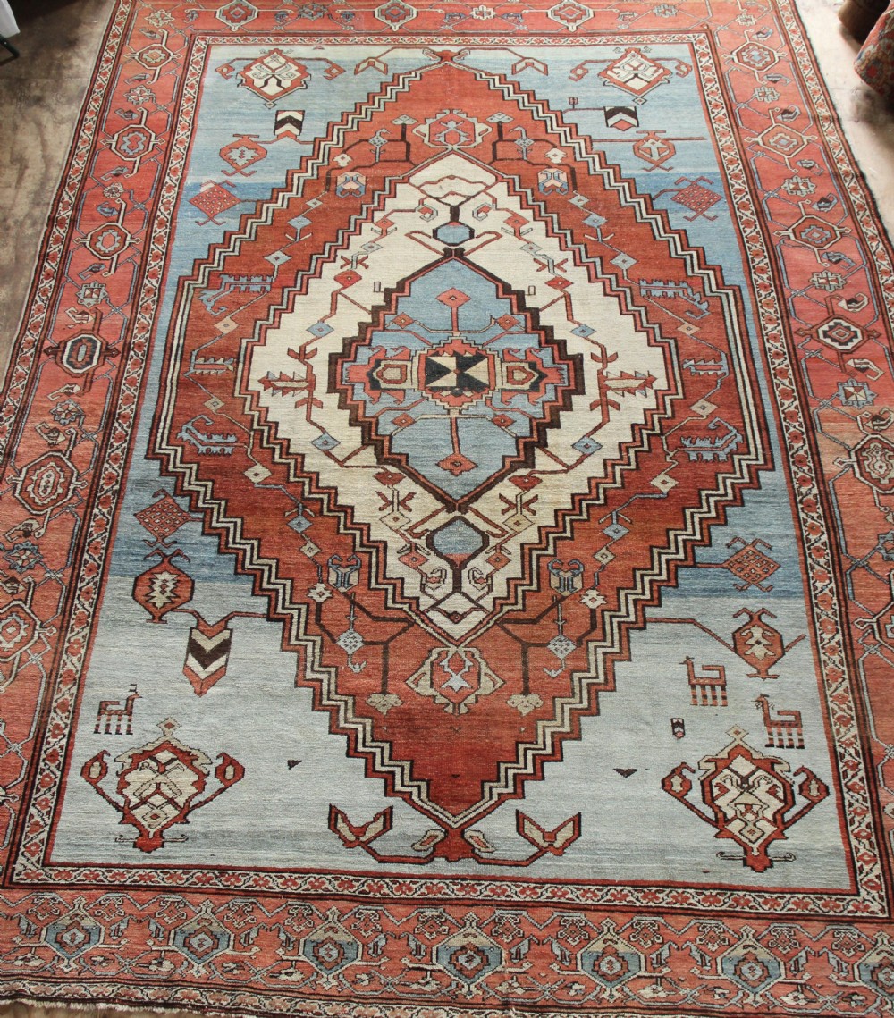 289 x 390cm Antique Serapi Carpet