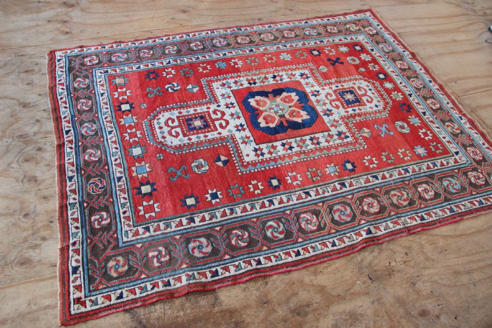 137 x 180cm Antique 'Sewan' Kazak, Caucasus View X
