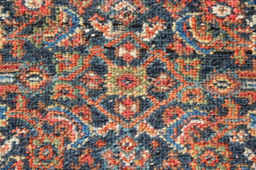 281 x 376cm Antique Fereghan carpet View VI