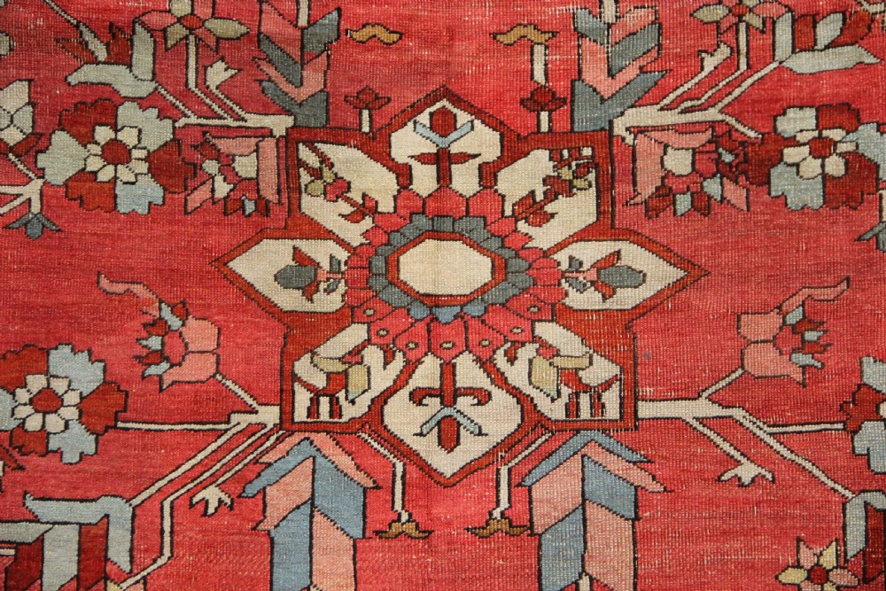 281 x 373cm Antique Serapi Carpet View VI