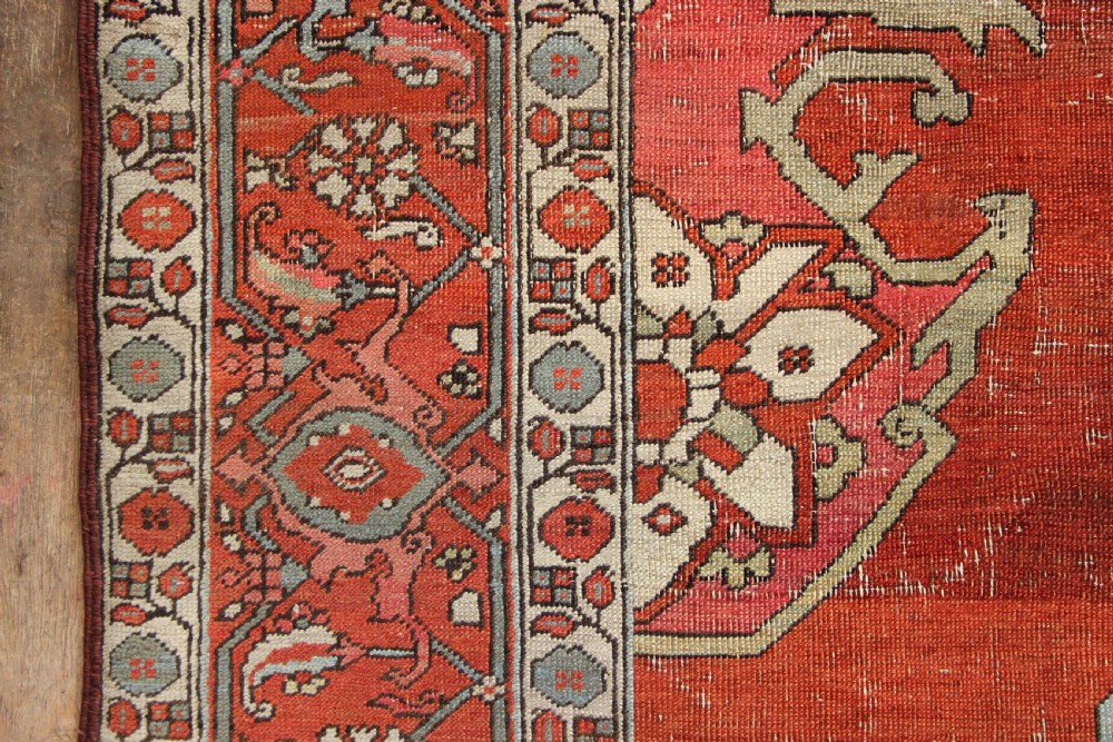 281 x 373cm Antique Serapi Carpet View IX