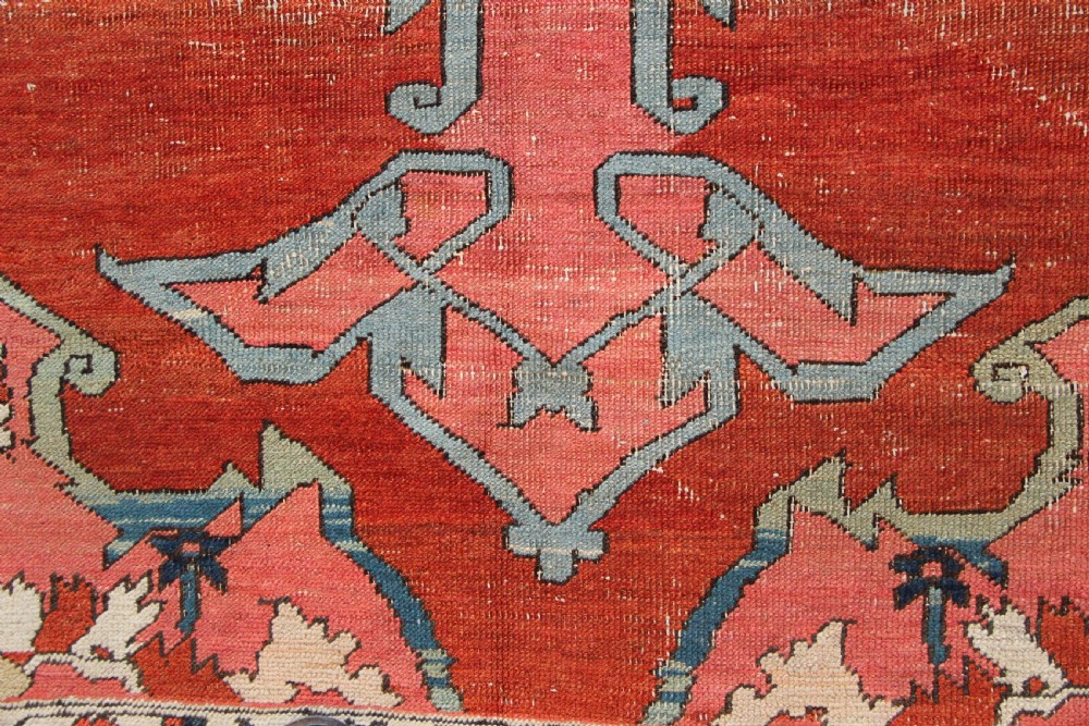 281 x 373cm Antique Serapi Carpet View XIV