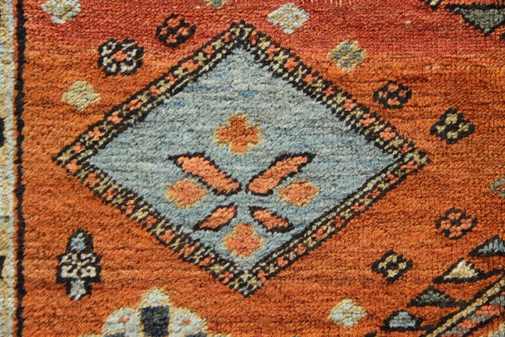 127 x 185cm Small Antique Heriz carpet View V