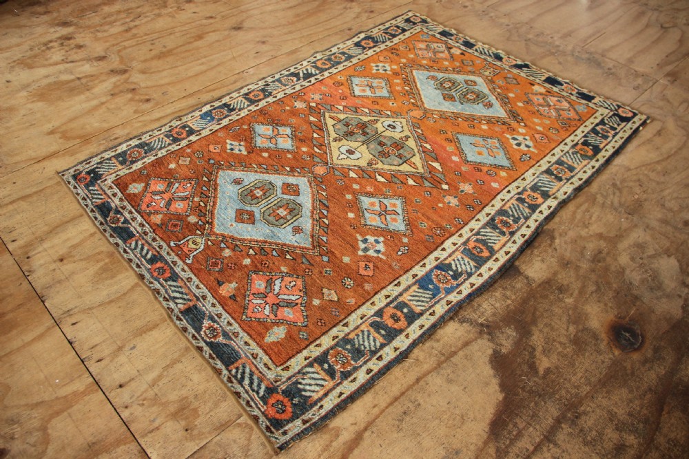 127 x 185cm Small Antique Heriz carpet View X