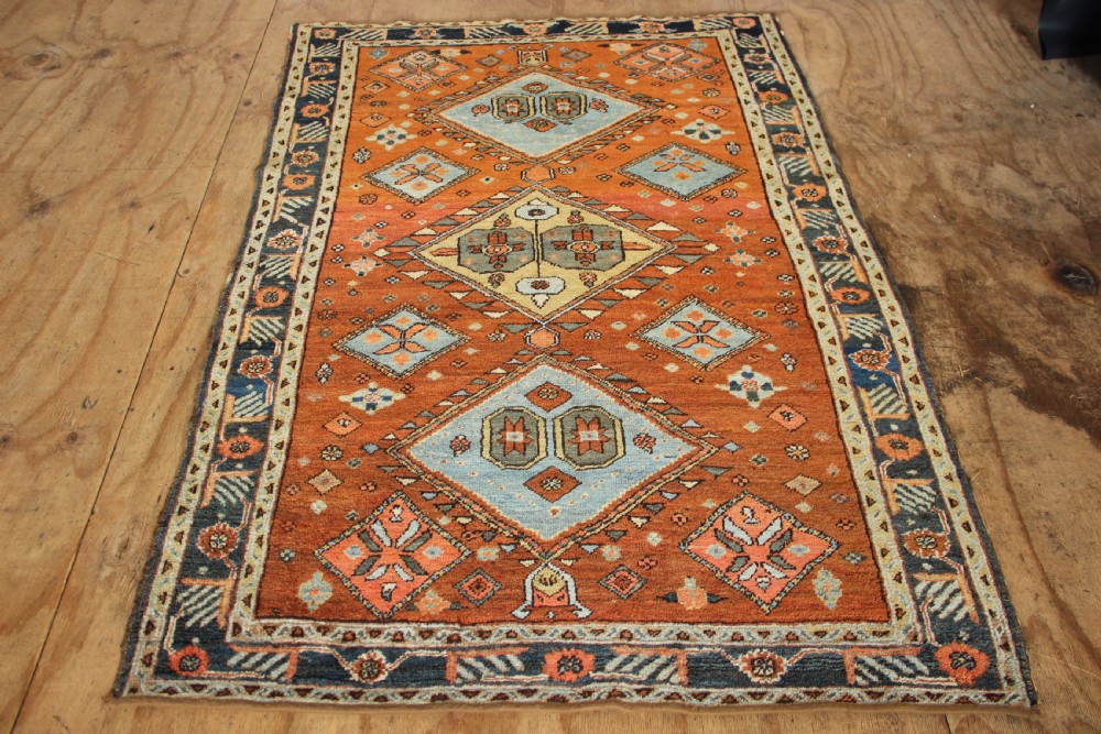 127 x 185cm Small Antique Heriz carpet View XI