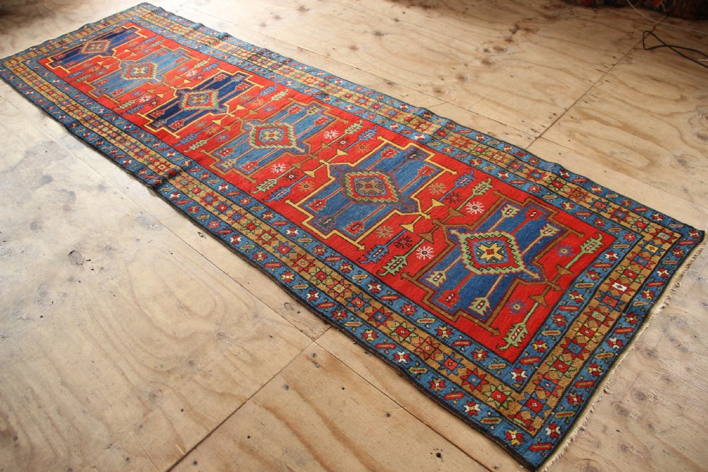 103 x 343cm Fine Antique Heriz Area Runner View VI