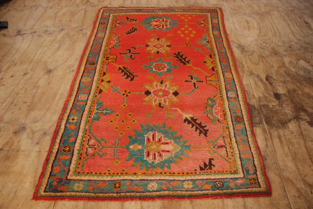 137 x 196cm Antique Oushak or Ushak Rug View IX