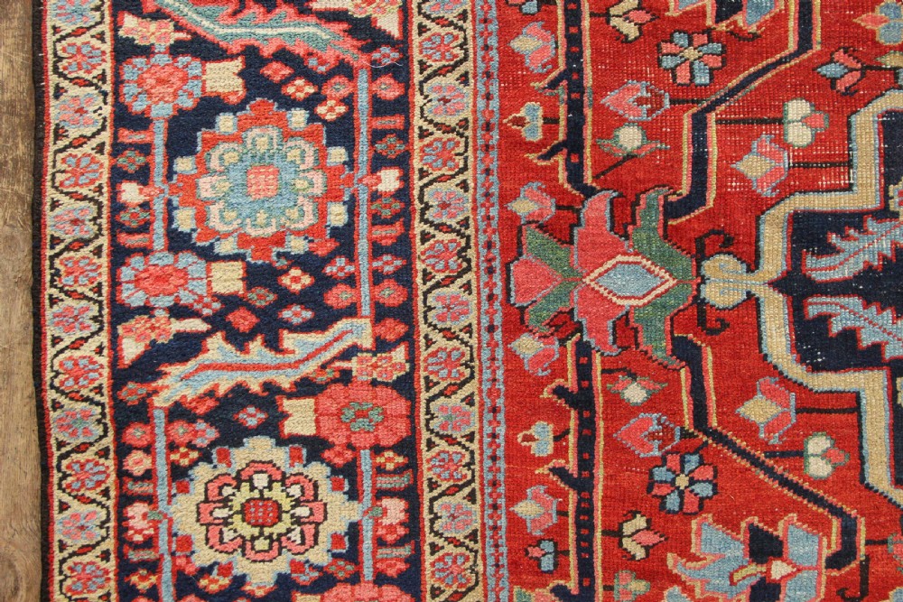 282 x 379cm Antique Heriz Carpet View VIII