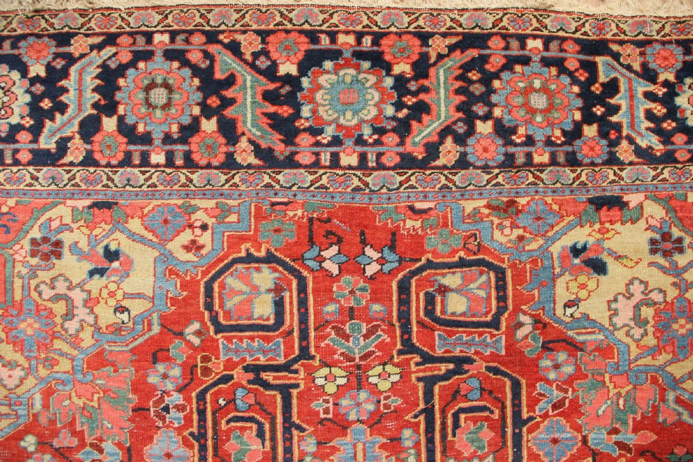 282 x 379cm Antique Heriz Carpet View X