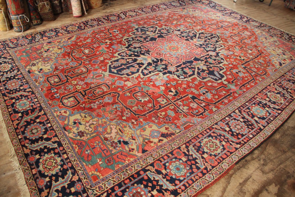 282 x 379cm Antique Heriz Carpet View XIII