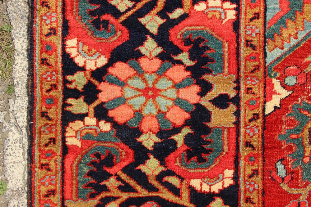 310 x 411cm Antique Heriz Carpet View VI
