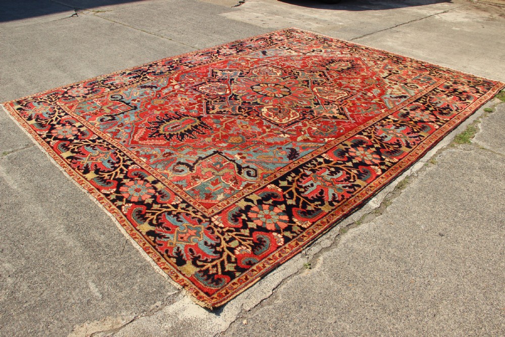 310 x 411cm Antique Heriz Carpet View XII