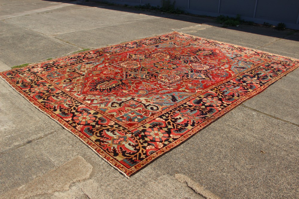 310 x 411cm Antique Heriz Carpet View XVI