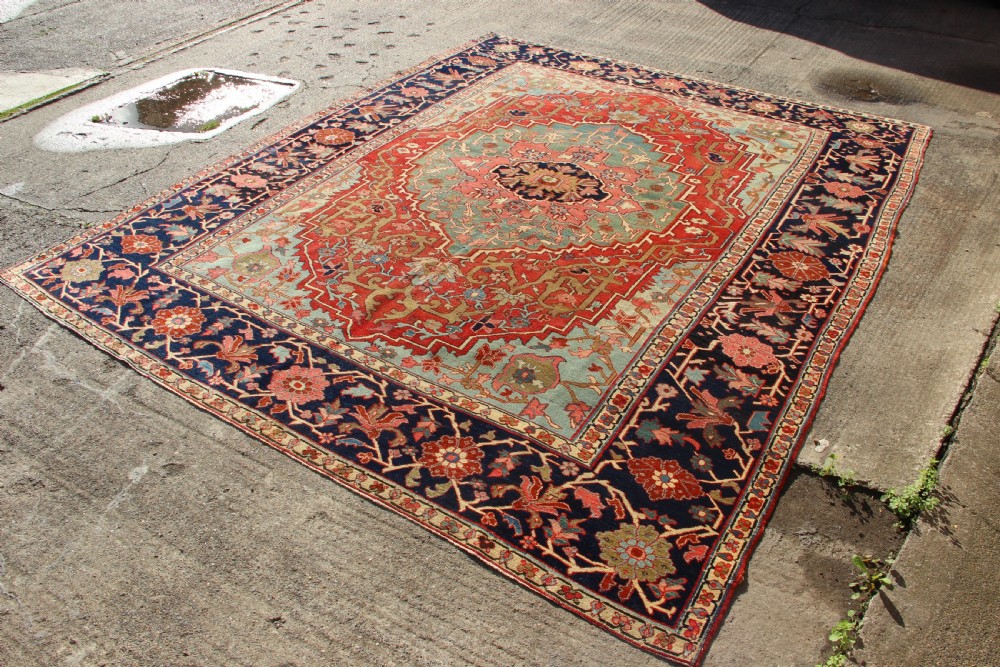 241 x 291cm Antique Serapi Heriz Carpet View XI