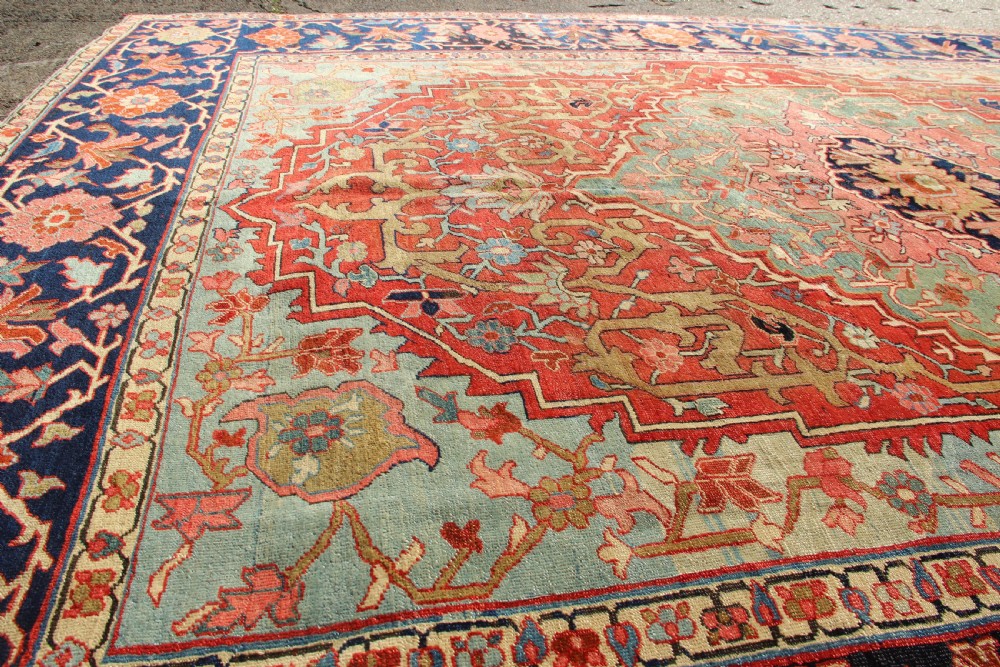 241 x 291cm Antique Serapi Heriz Carpet View XV