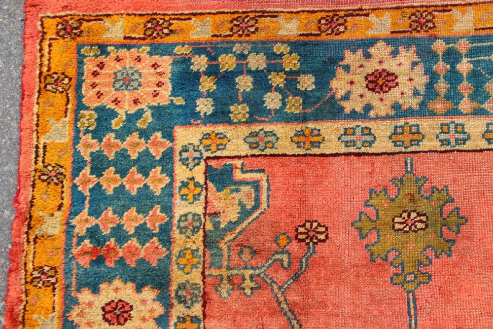 264 x 316cm Antique Oushak or Ushak Carpet View VII