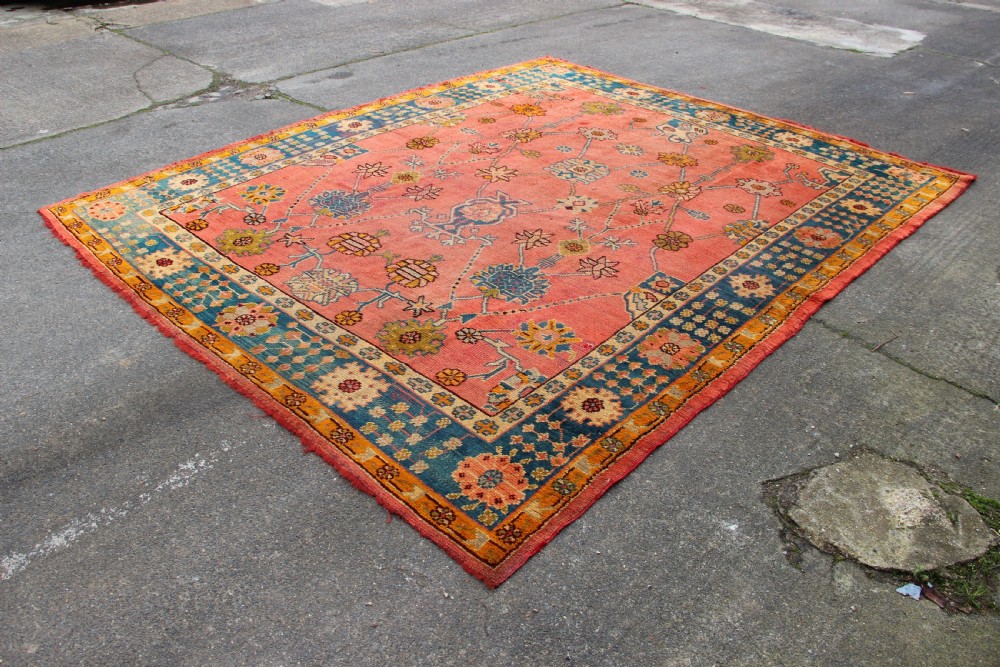 264 x 316cm Antique Oushak or Ushak Carpet View XI