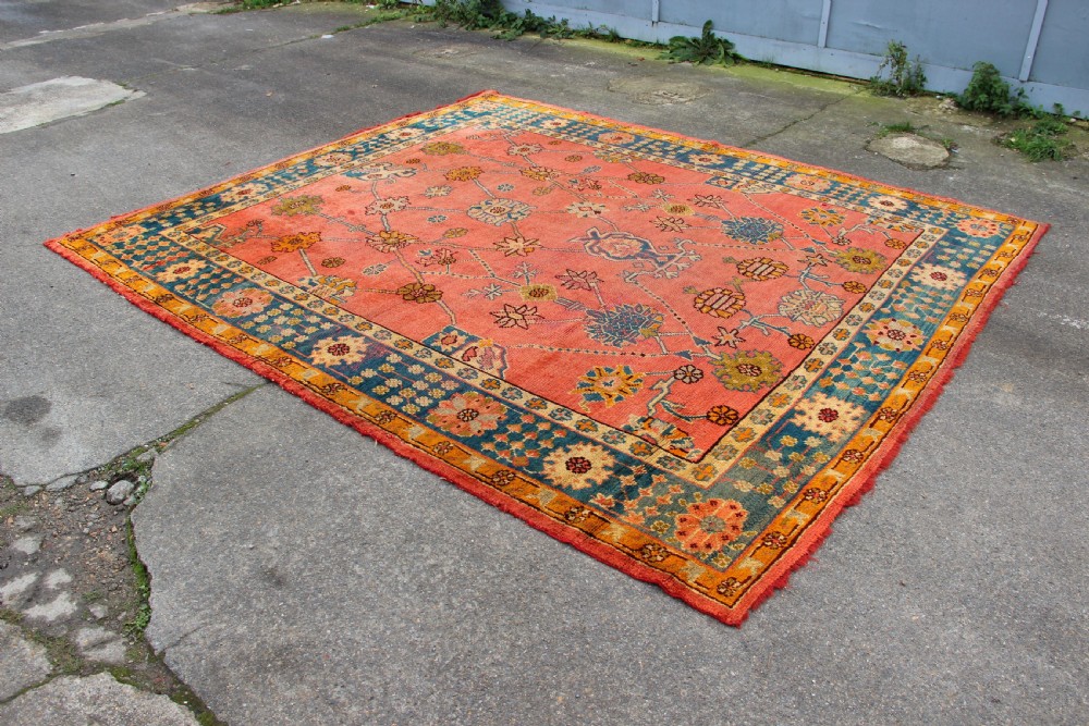 264 x 316cm Antique Oushak or Ushak Carpet View XIII
