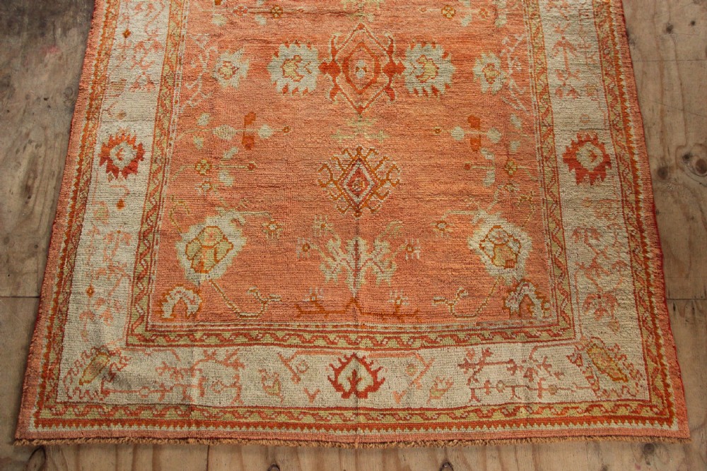 220 x 287cm Antique Oushak or Ushak Rug View II