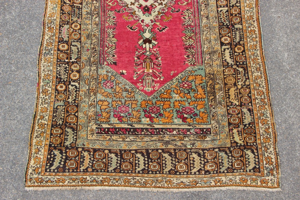 135 x 278 Antique Ghiordes Rug View II