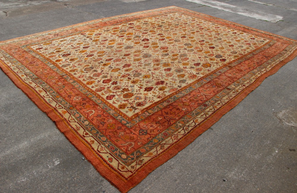 380 x 504cm Antique Oushak or Ushak Carpet View X