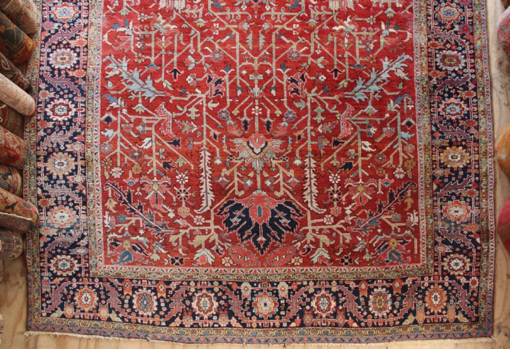 290 x 444cm Antique Fine Heriz Carpet View II