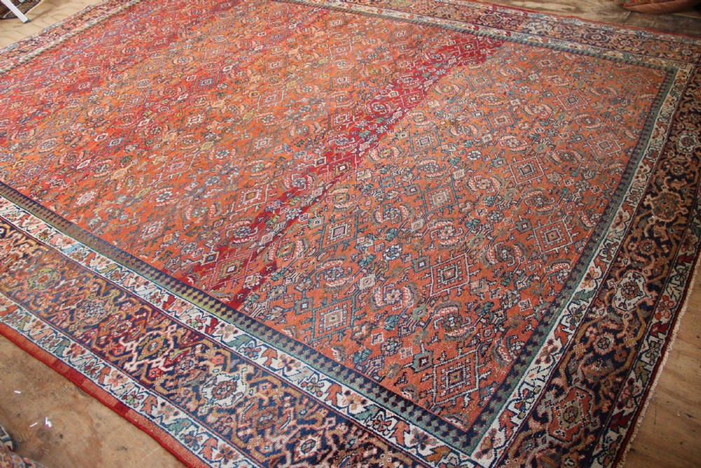 307 x 418 Antique Mahal Carpet View VIII