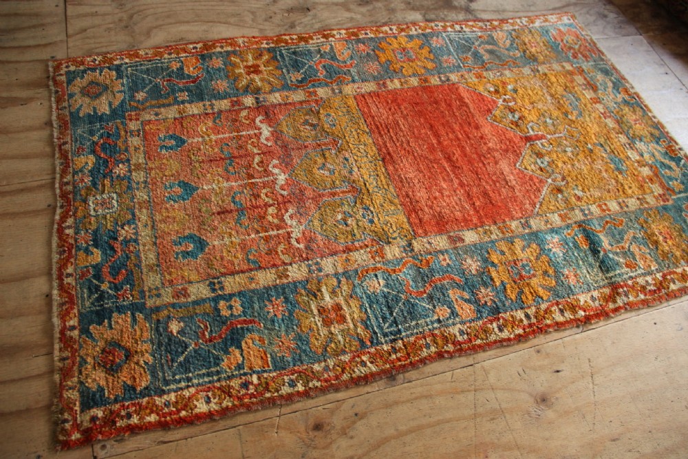 136 x 221cm Antique Angora Ushak or Oushak Rug View IX