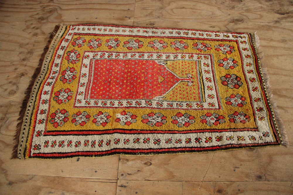 103 x 153cm Antique Turkish Prayer Rug View VI