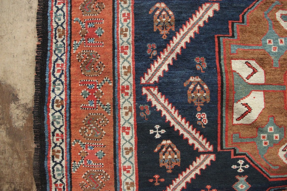 193 x 310cm Antique Veramin carpet View VII