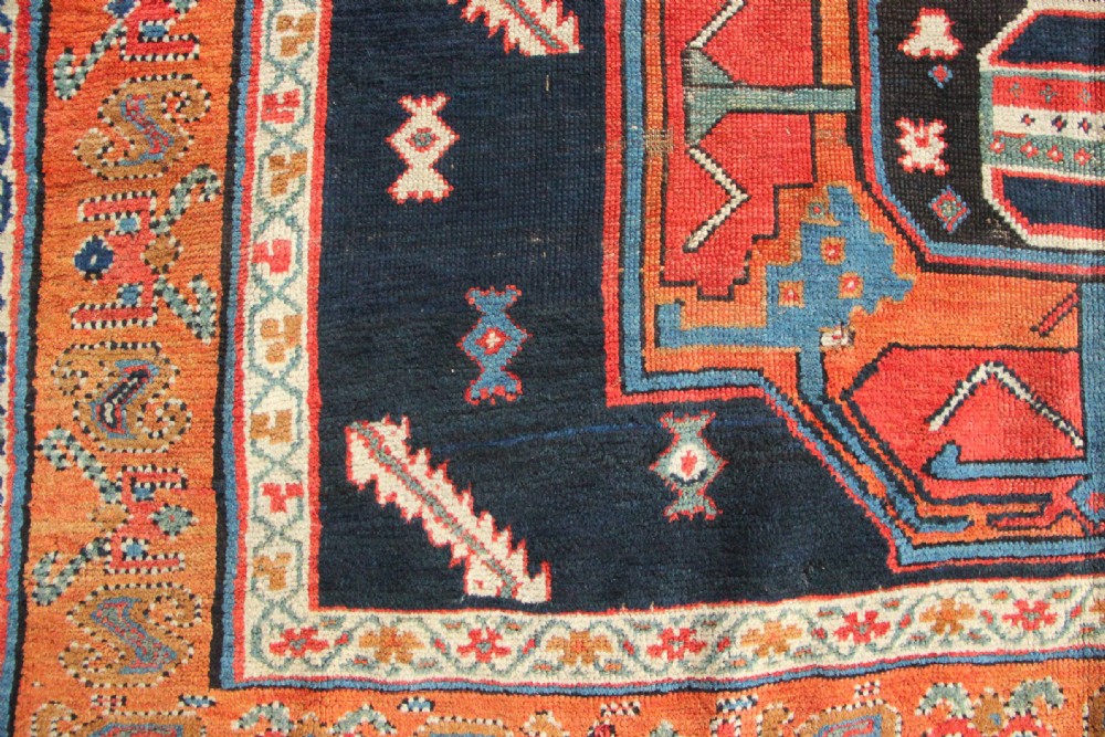 193 x 310cm Antique Veramin carpet View IX
