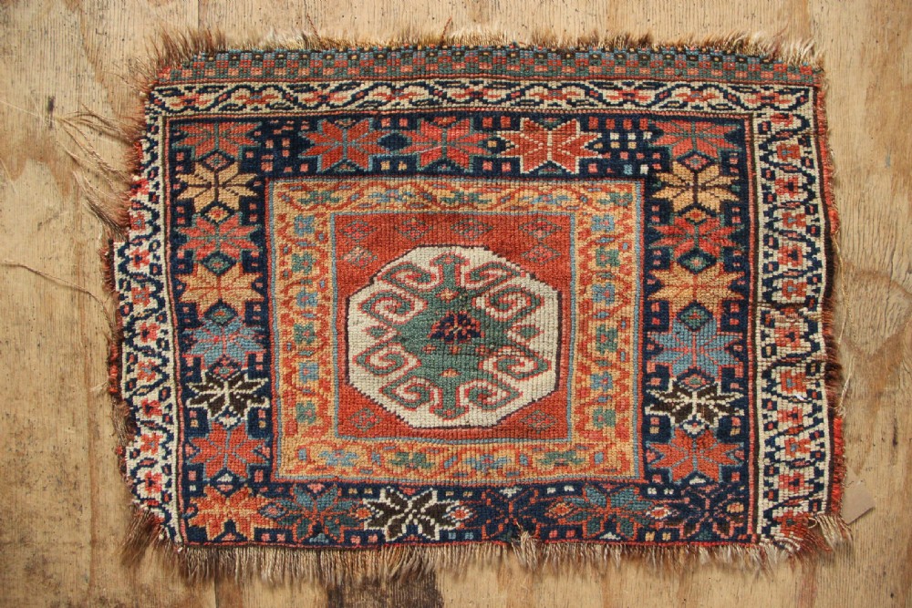 45 x 33cm Antique Veramin Bagface