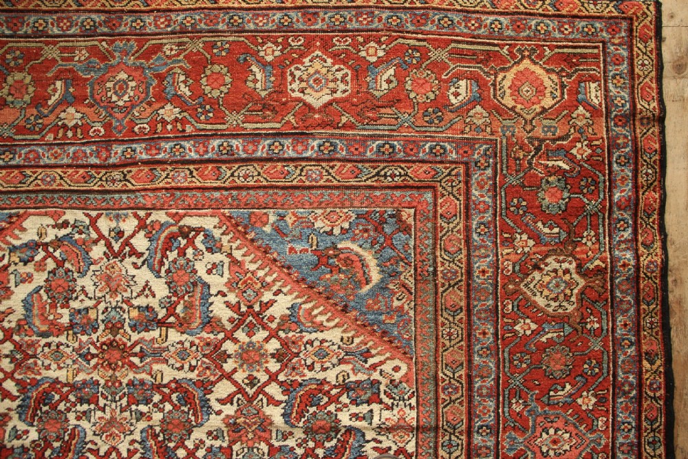 267 x 357cm Antique Fereghan Carpet View VIII
