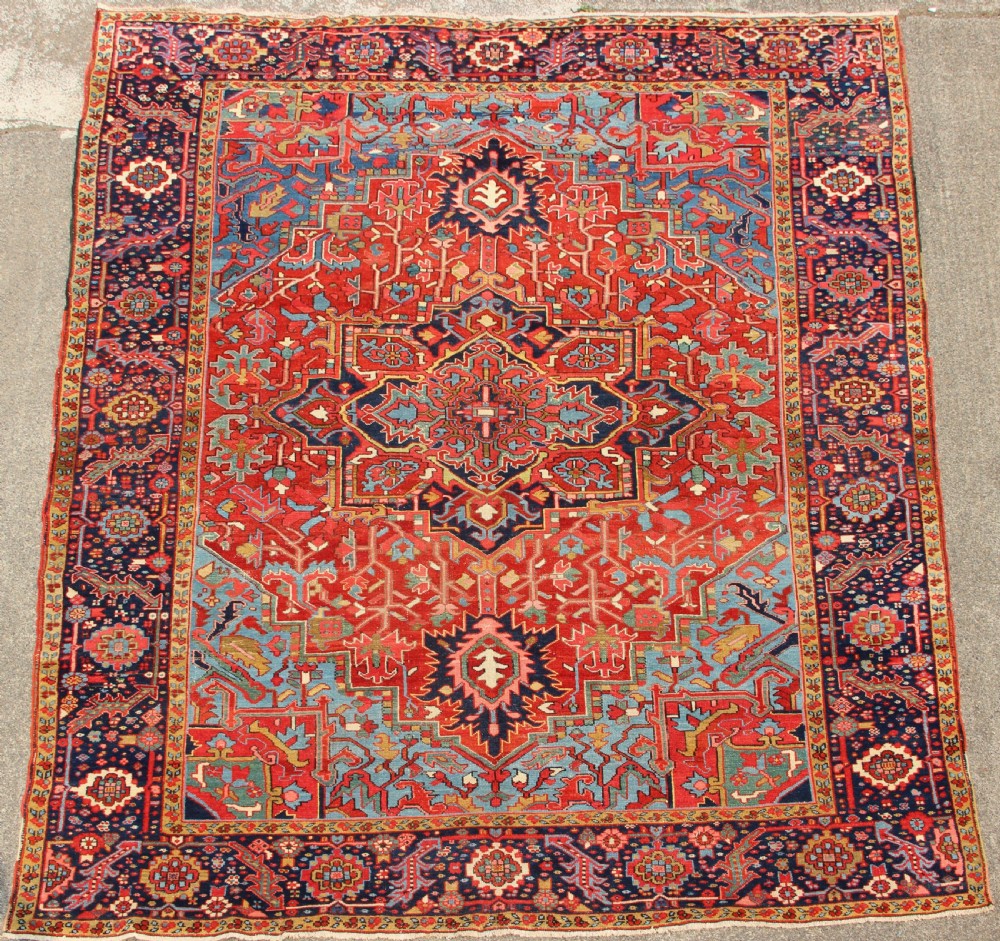 266 x 356cm Antique Karadja Heriz Carpet